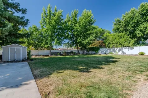 104 Windsor Way Central Point OR 97502