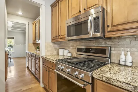 20374 Penhollow Lane Bend OR 97702