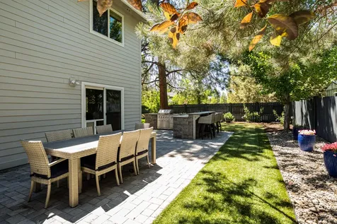 20374 Penhollow Lane Bend OR 97702