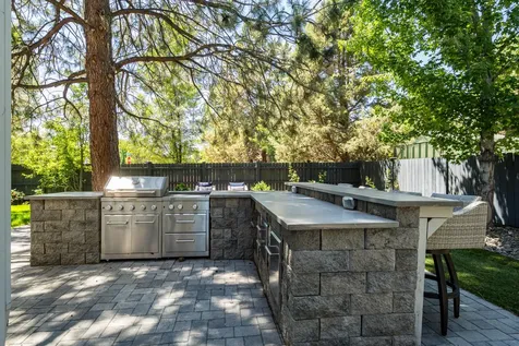 20374 Penhollow Lane Bend OR 97702
