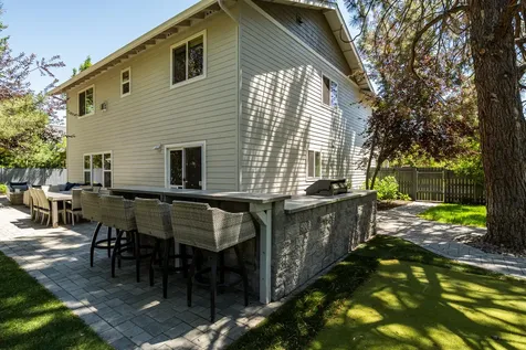 20374 Penhollow Lane Bend OR 97702