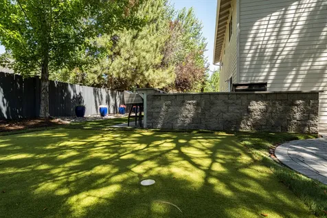 20374 Penhollow Lane Bend OR 97702