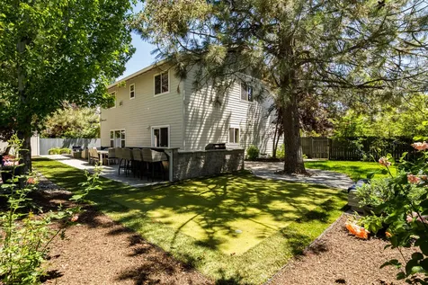 20374 Penhollow Lane Bend OR 97702