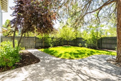 20374 Penhollow Lane Bend OR 97702