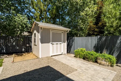 20374 Penhollow Lane Bend OR 97702