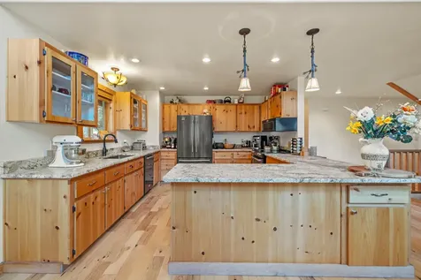 7608 Skycrest Drive Klamath Falls OR 97601