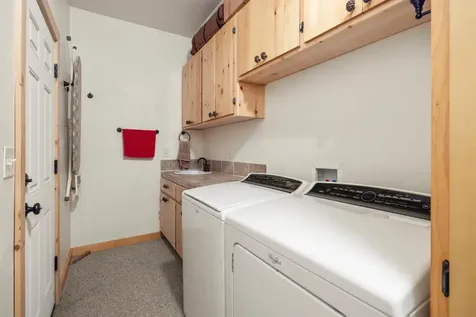 7608 Skycrest Drive Klamath Falls OR 97601