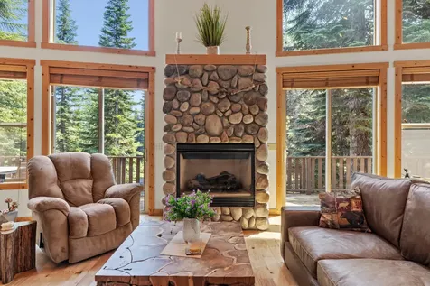 7608 Skycrest Drive Klamath Falls OR 97601