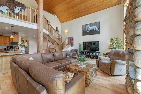 7608 Skycrest Drive Klamath Falls OR 97601