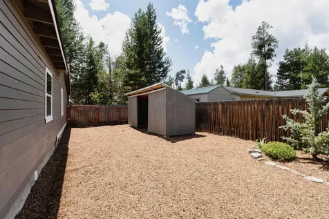17460 Gull Drive Bend OR 97707