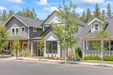 988 E Black Butte Avenue Sisters OR 97759