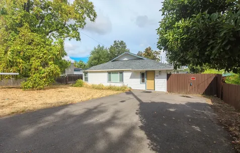 2969 Barbara Street Ashland OR 97520