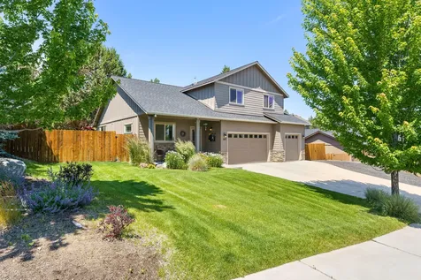 2825 SW 32nd Street Redmond OR 97756