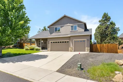 2825 SW 32nd Street Redmond OR 97756
