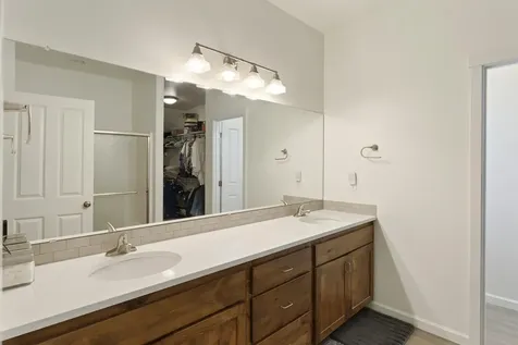 2825 SW 32nd Street Redmond OR 97756