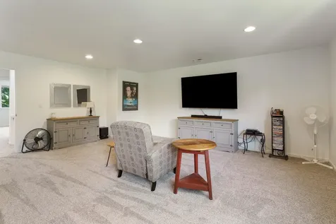 2825 SW 32nd Street Redmond OR 97756