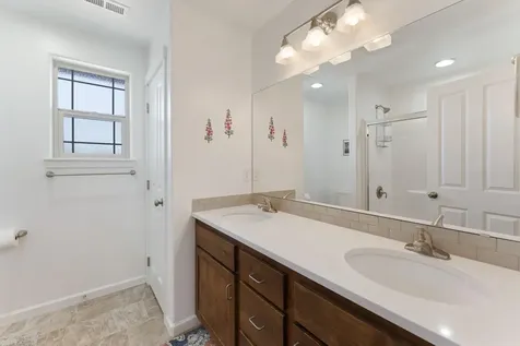 2825 SW 32nd Street Redmond OR 97756