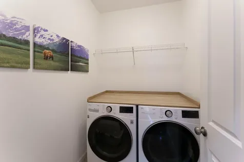 2825 SW 32nd Street Redmond OR 97756