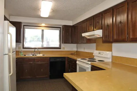 5557 Sylvia Avenue Klamath Falls OR 97603