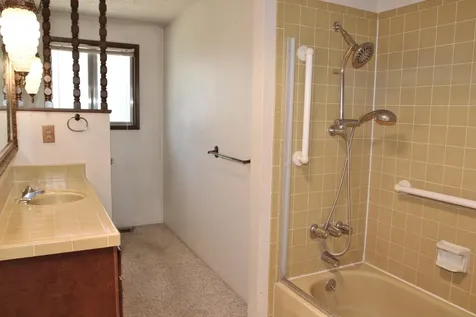 5557 Sylvia Avenue Klamath Falls OR 97603
