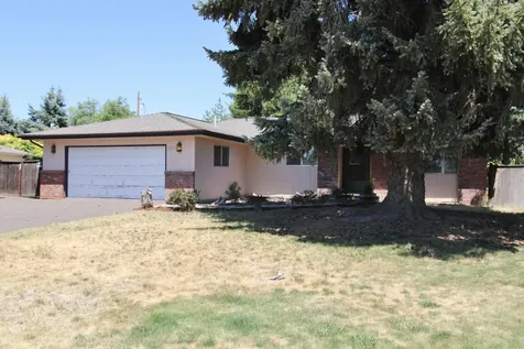 5557 Sylvia Avenue Klamath Falls OR 97603