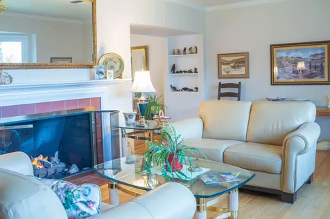 826 Holly Street Ashland OR 97520
