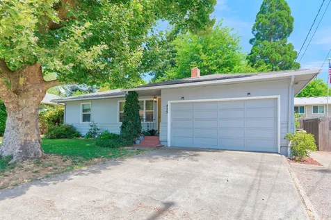 425 NE Baker Drive Grants Pass OR 97526