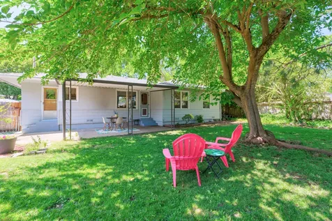 425 NE Baker Drive Grants Pass OR 97526