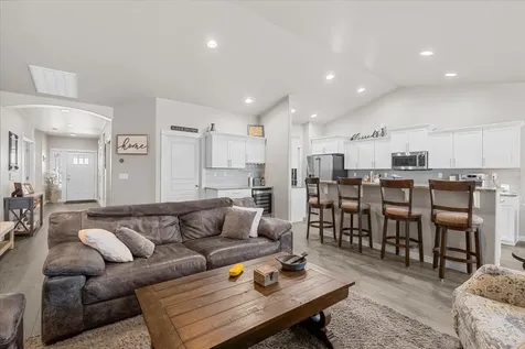 1632 Pearl Eye Lane Medford OR 97504