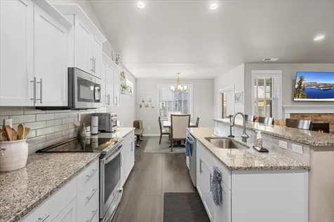 1632 Pearl Eye Lane Medford OR 97504