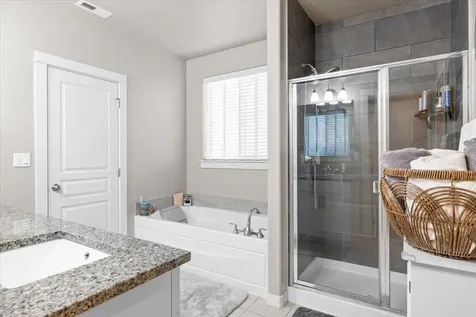 1632 Pearl Eye Lane Medford OR 97504