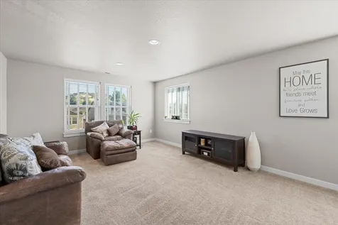 1632 Pearl Eye Lane Medford OR 97504