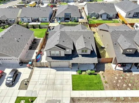 1632 Pearl Eye Lane Medford OR 97504