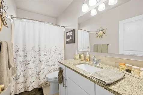 1632 Pearl Eye Lane Medford OR 97504