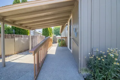 2124 SW Garden Valley Way Grants Pass OR 97526