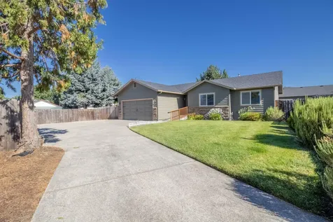 2124 SW Garden Valley Way Grants Pass OR 97526