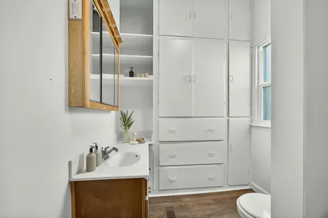 144 N 5th Street Central Point OR 97502