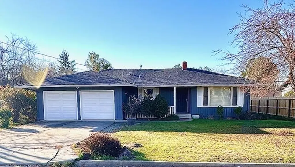 872 Morrison Avenue Medford OR 97504