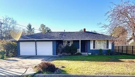 872 Morrison Avenue Medford OR 97504