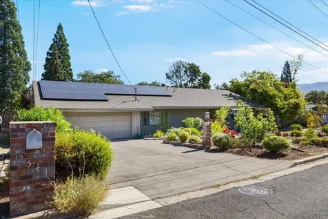 2541 Argonne Avenue Medford OR 97504