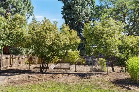 2541 Argonne Avenue Medford OR 97504