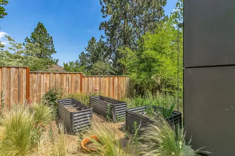 1379 Ponderosa Drive Ashland OR 97520