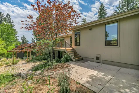 1379 Ponderosa Drive Ashland OR 97520