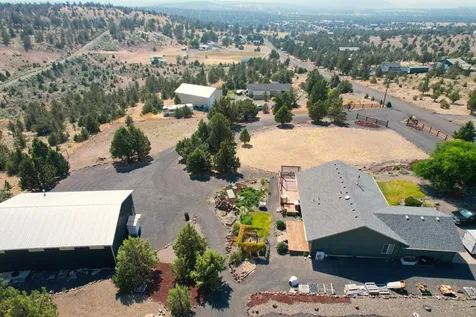 5720 SE Pueblo Road Prineville OR 97754