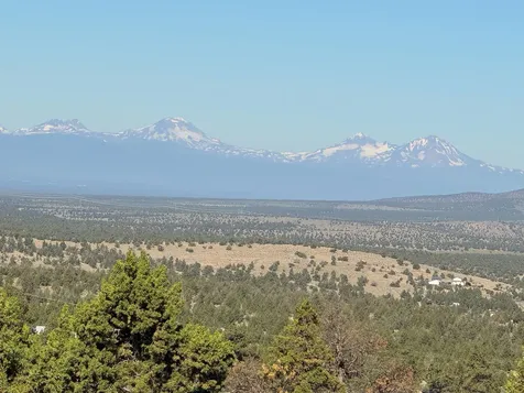 5720 SE Pueblo Road Prineville OR 97754