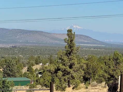 5720 SE Pueblo Road Prineville OR 97754