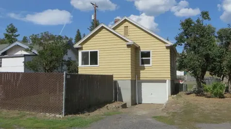1828 Oregon Avenue Klamath Falls OR 97601