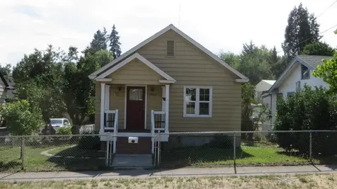 1828 Oregon Avenue Klamath Falls OR 97601