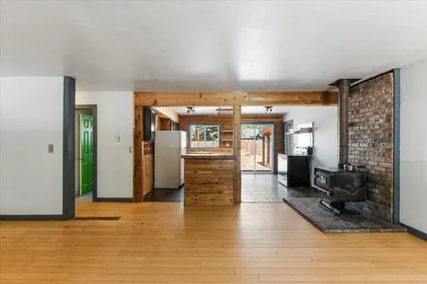515 SE 4th Street Bend OR 97702