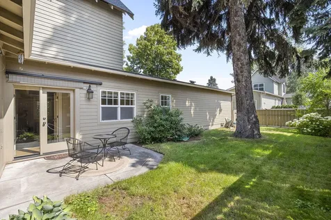 891 NE Wiest Way Bend OR 97701